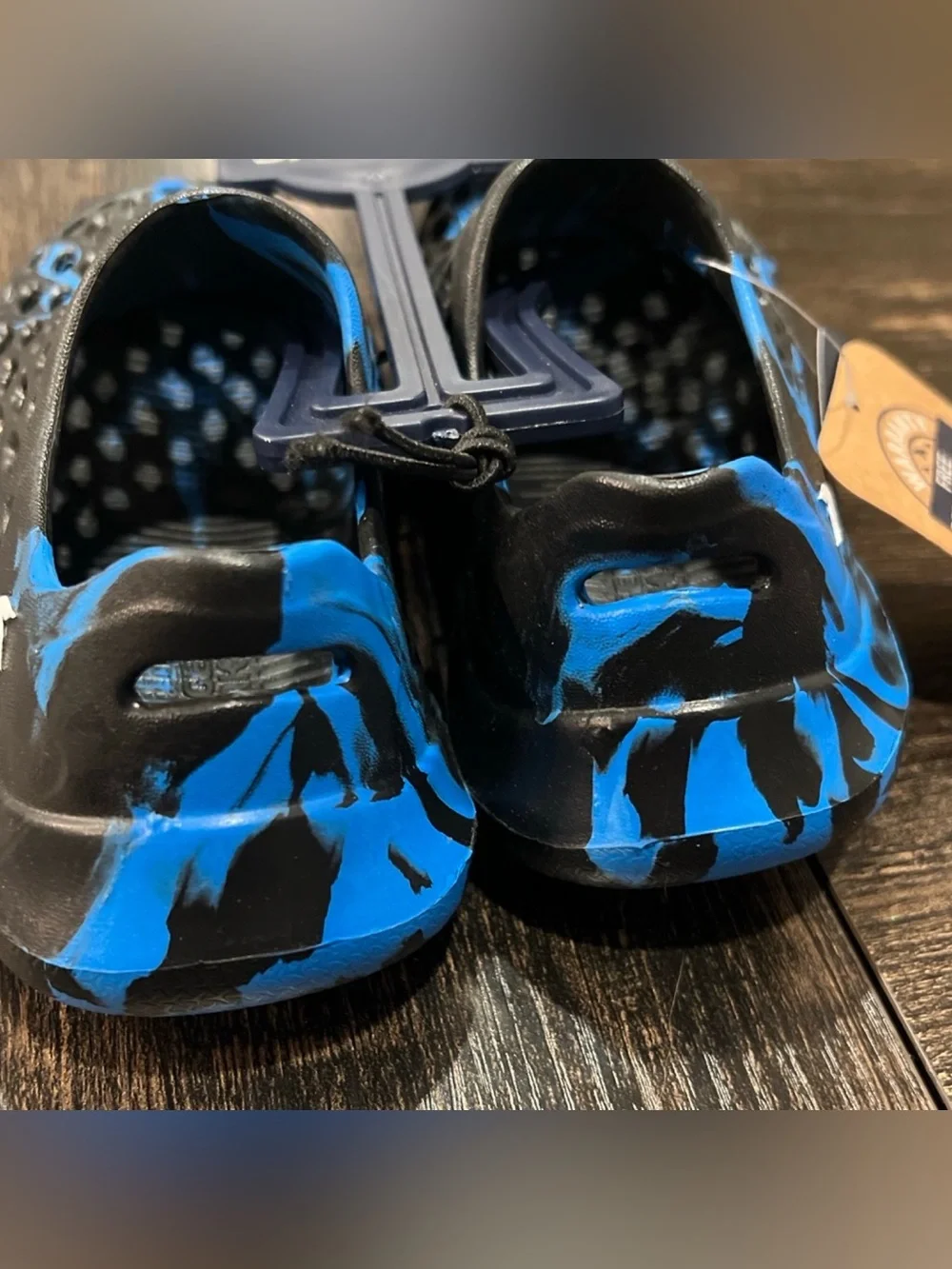 Rugged Shark Koifish Slip On Water Shoes Black Blue Camo Size 8 NWT